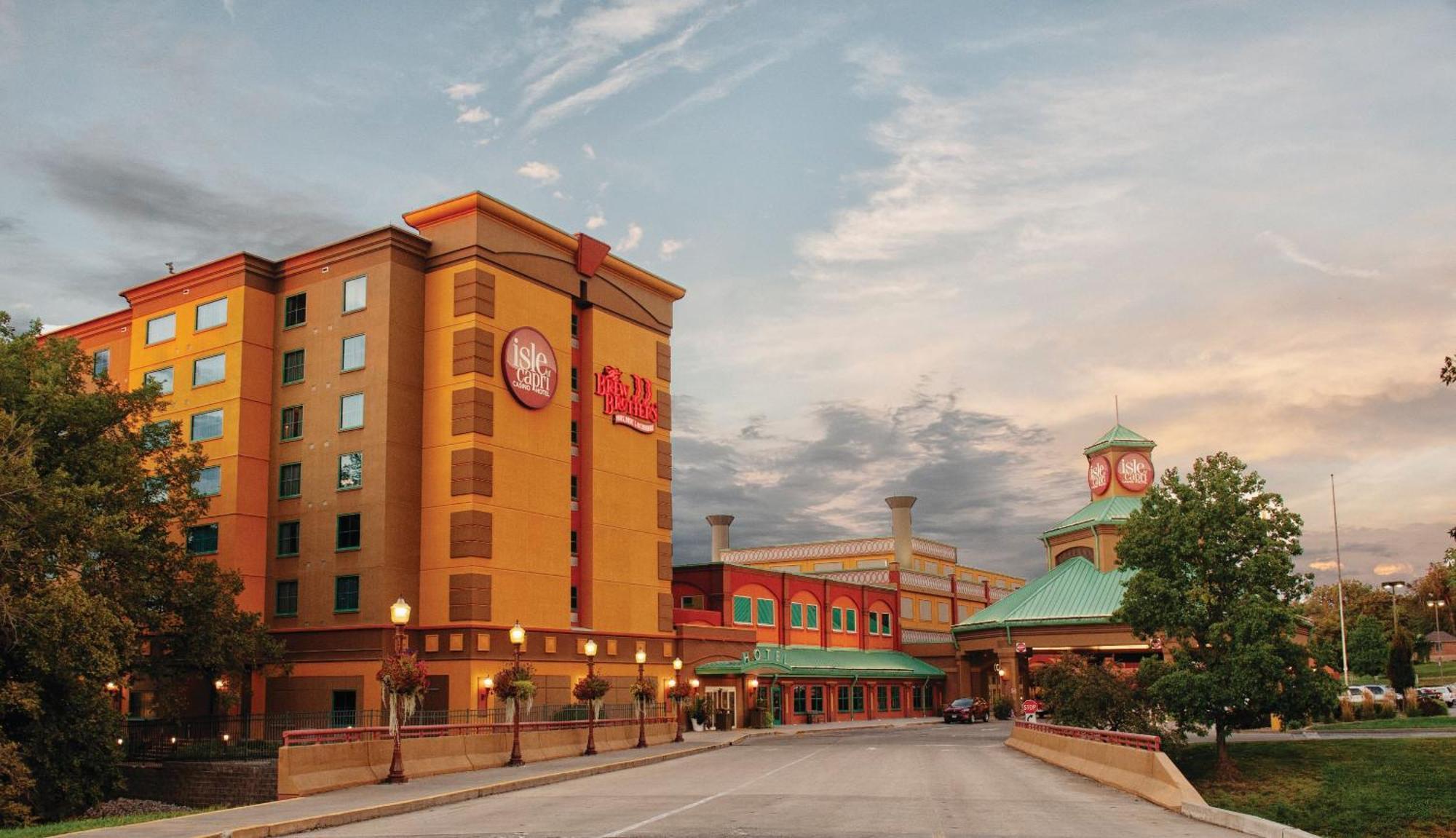 Isle Of Capri Casino Hotel Бунвилл Экстерьер фото